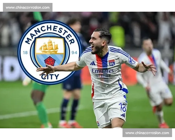 曼城第三球衣惊现银灰荧光绿风暴！百年传统美学遭颠覆